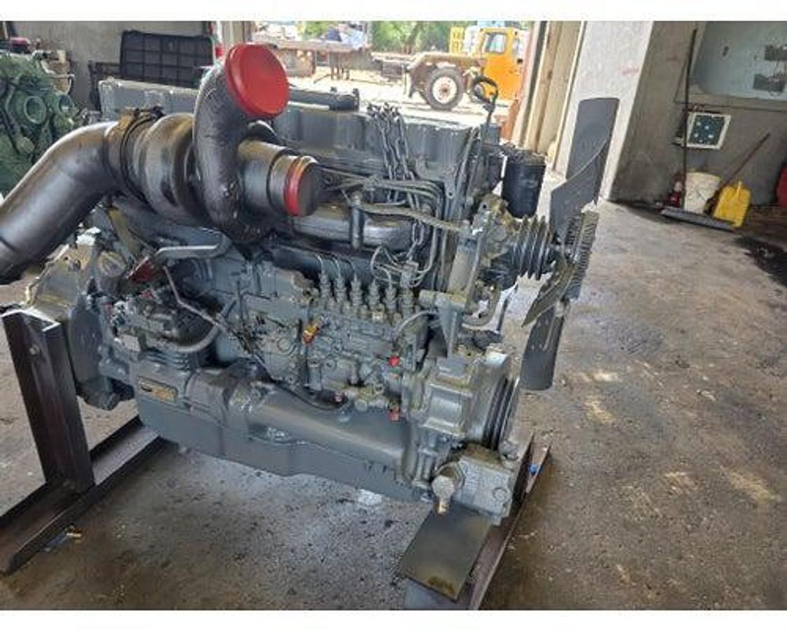 Used 1998 Mack RD690S E7