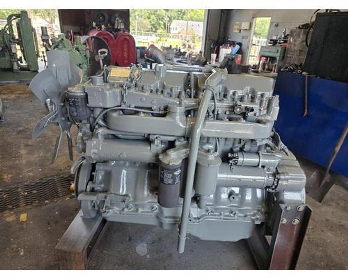 Used 1998 Mack RD690S E7