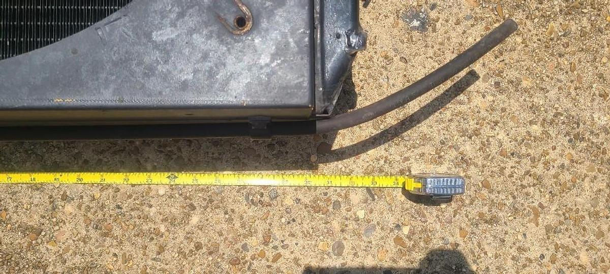 Used USED JOHN DEERE 4045 INDUSTRIAL RADIATOR