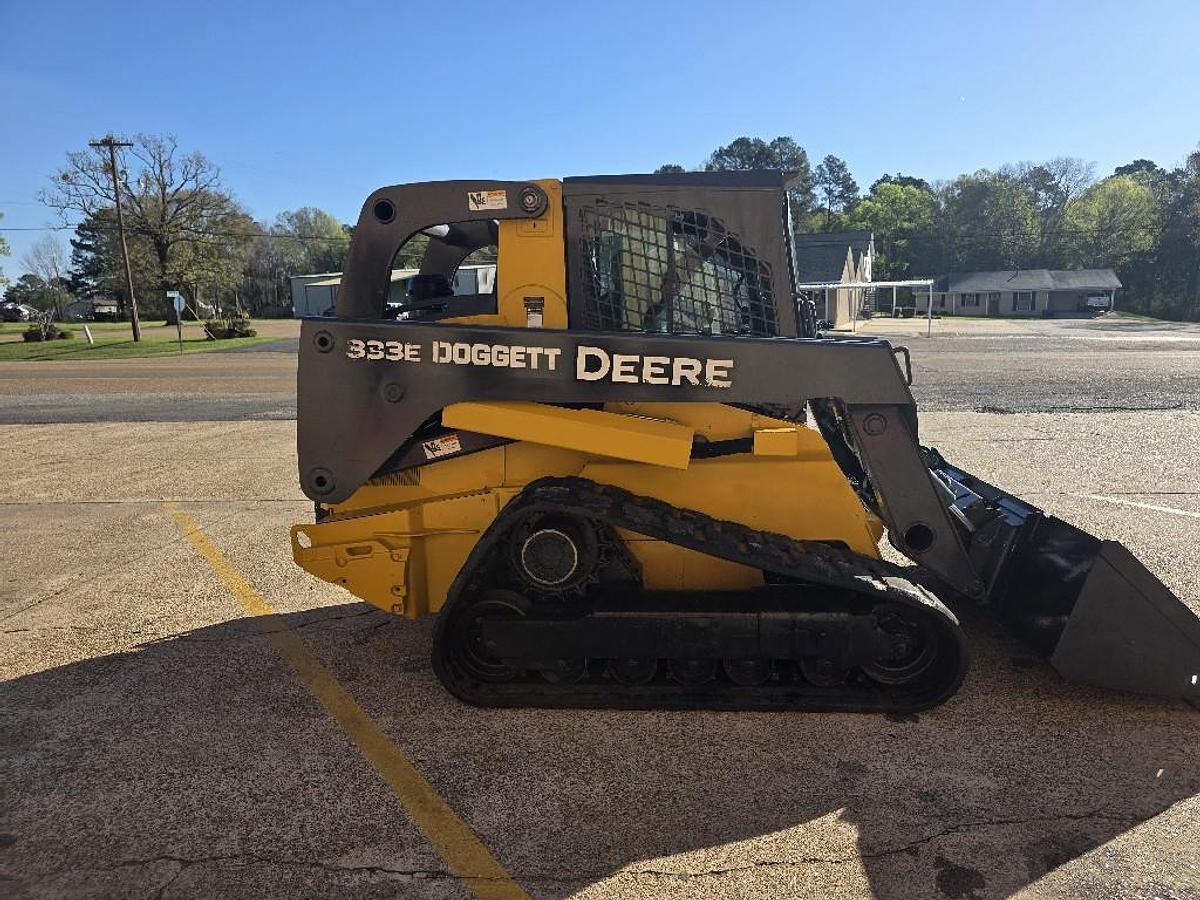 Used 2015 John Deere 333E