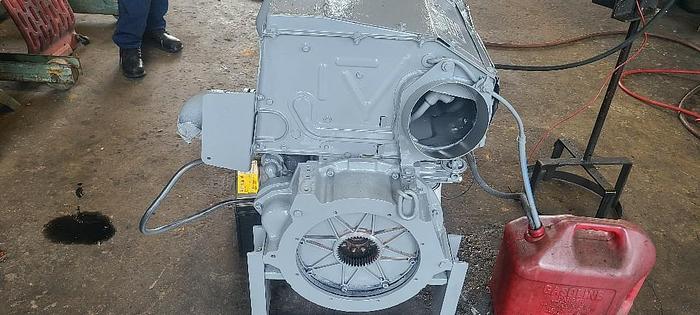 Used USED DEUTZ MOD# BF4L913 ENGINE SN# 8177302 EXC.