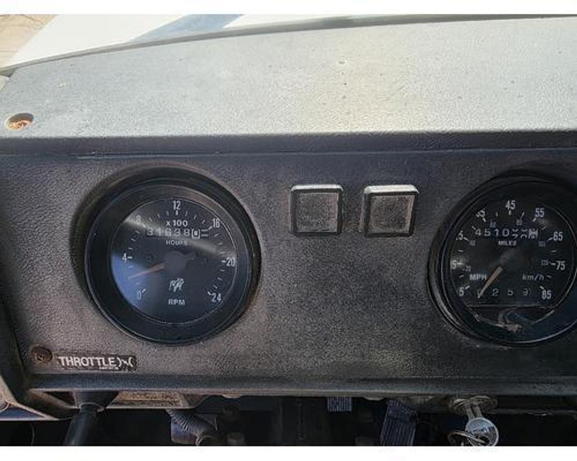 Used 1995 Mack RD688S