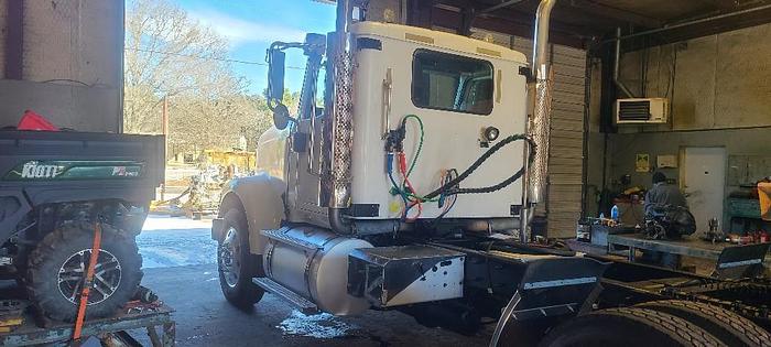 Used 2006 INTERNATIONAL 9900i