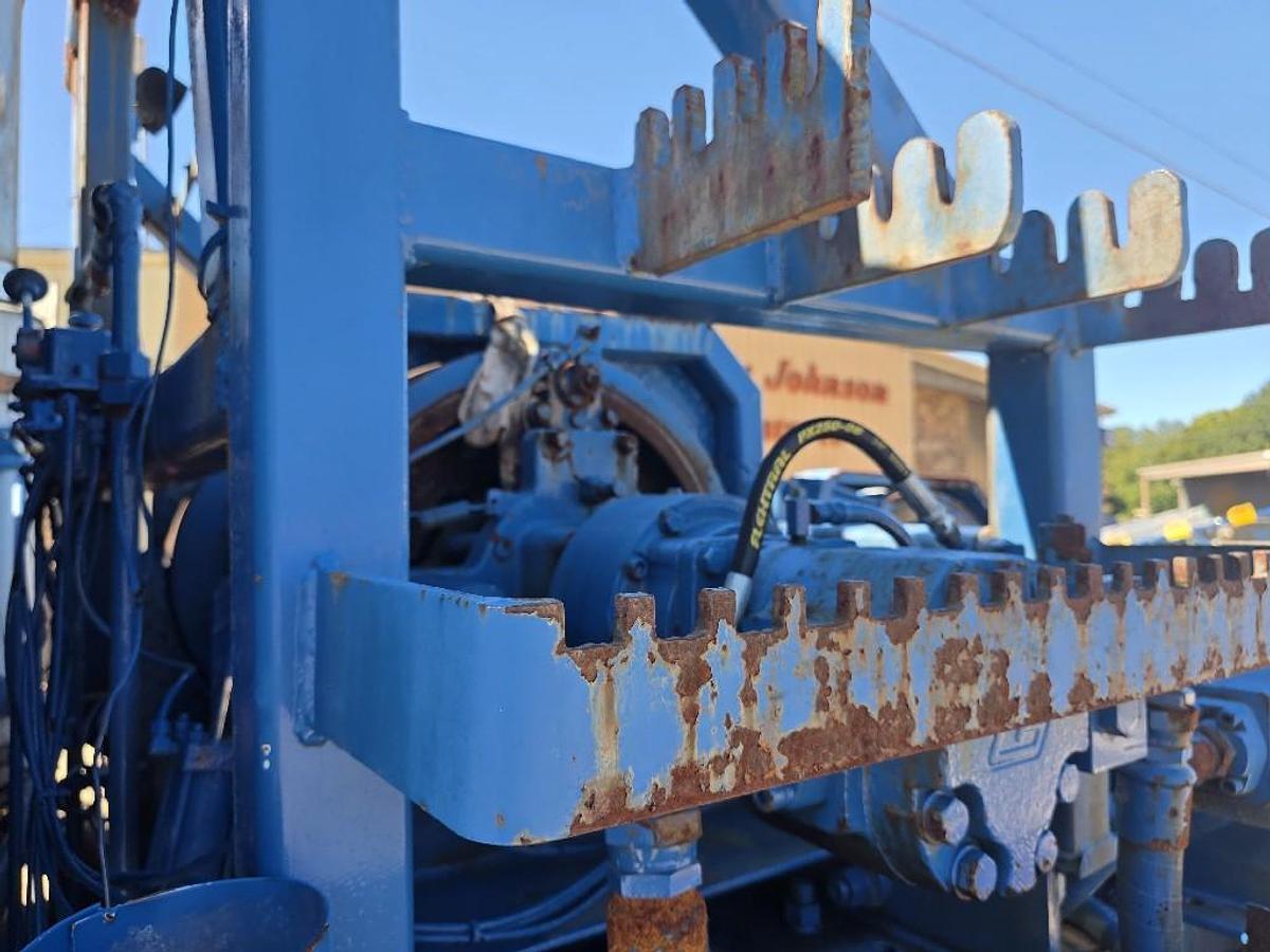 Used 1995 Mack RD688S