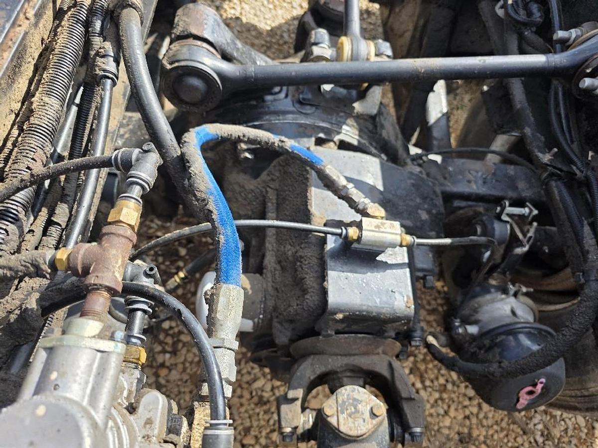 Used 2005 MERITOR CV713