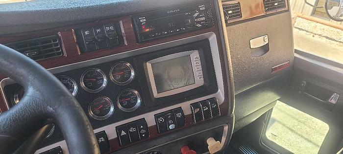 Used 2008 Kenworth W900