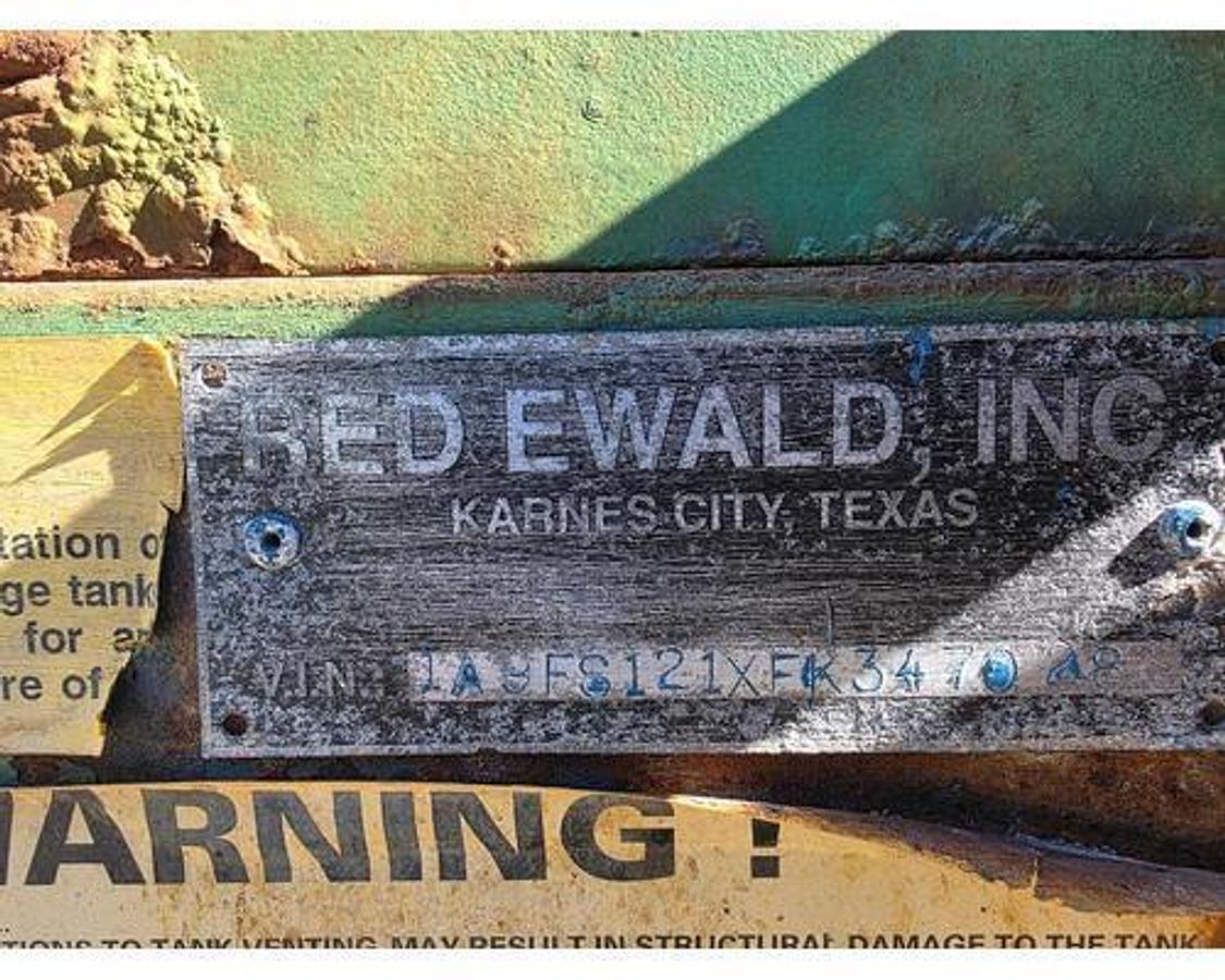 Used 2015 RED EWALD, INC SWAB TANK TRAILER