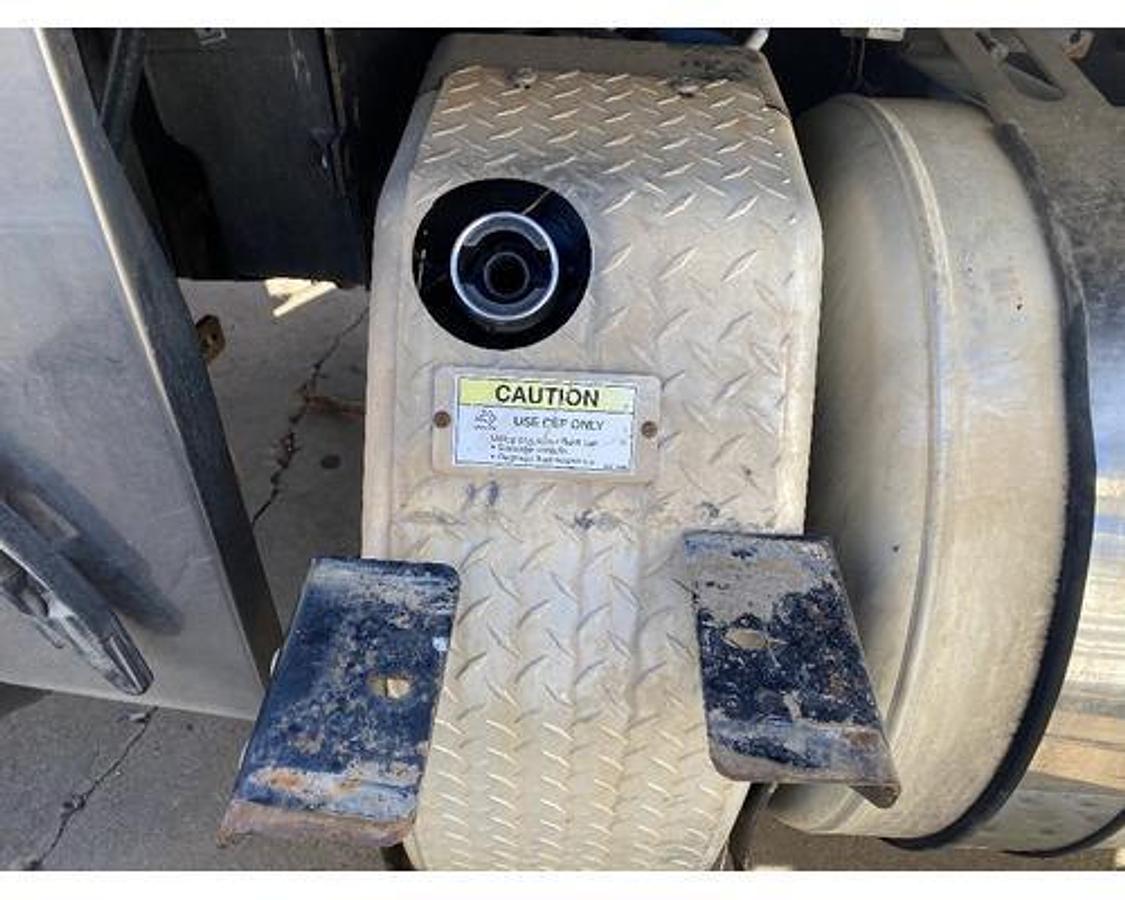 Used 2013 Freightliner CORONADO 122 SD