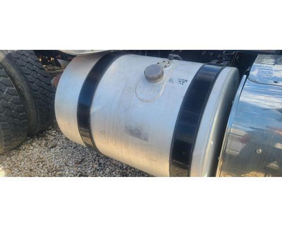 Used 2013 Mack CHU613