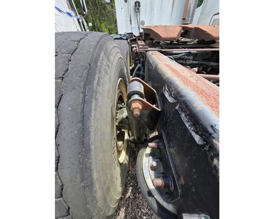 Used 2007 Freightliner COLUMBIA