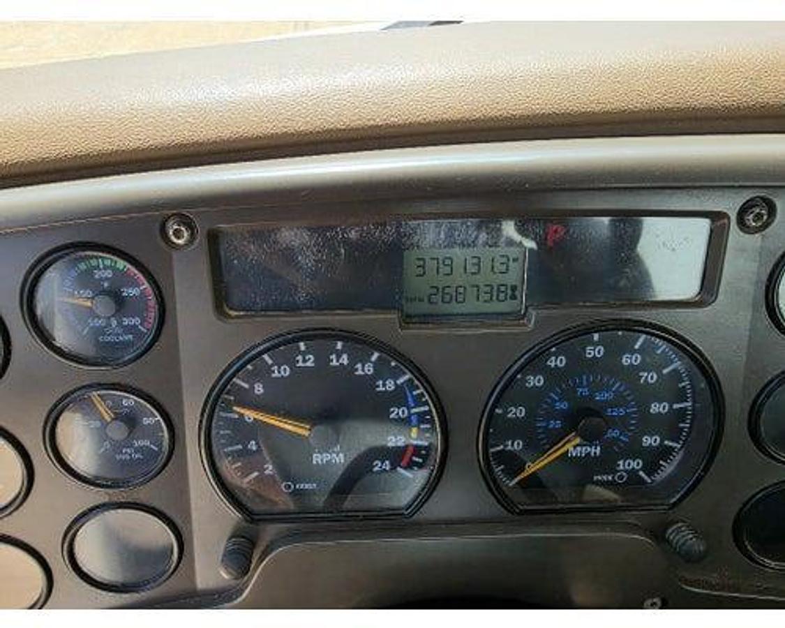 Used 2007 Mack CV700 SERIES