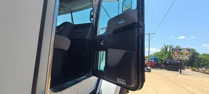 Used 2009 Kenworth T800