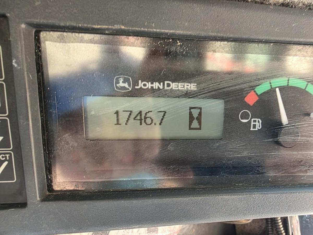 Used 2015 John Deere 333E