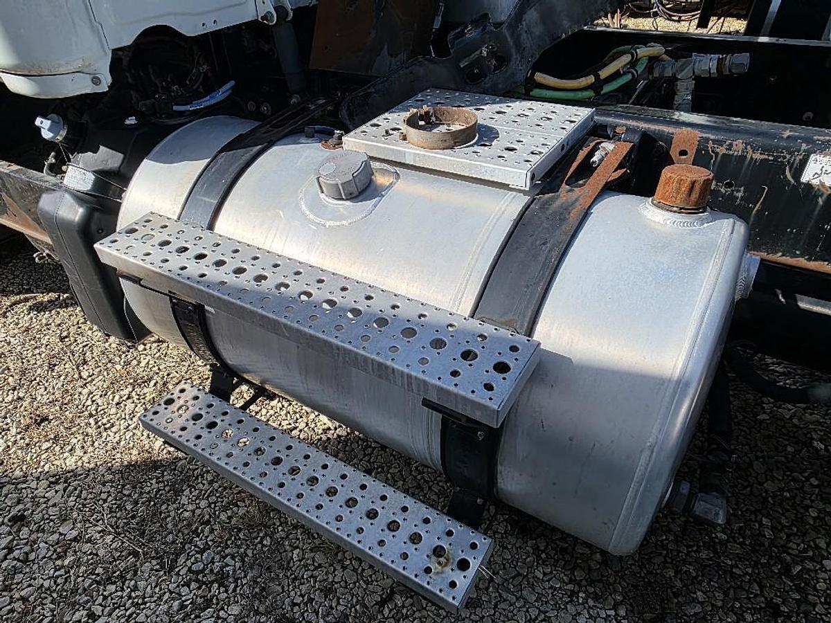 Used 2012 Freightliner CASCADIA