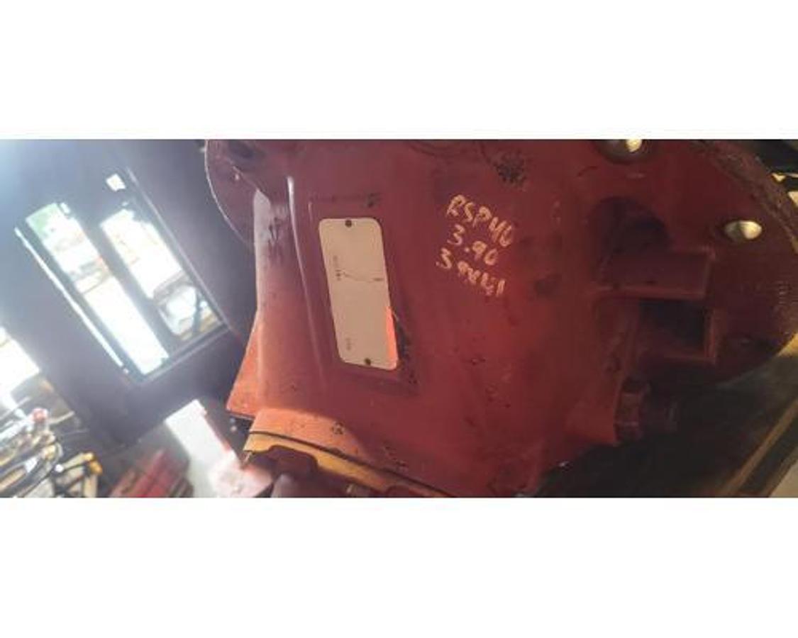 Used GOOD USED EATON RSP40 REAR/REAR DIFFERENTIAL 3.90 RATIO EXC.