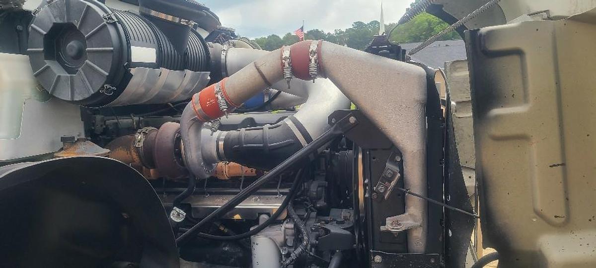 Used 2004 Mack CV713 GRANITE