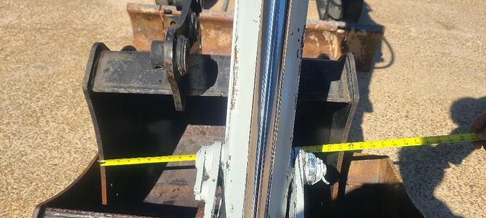 Used 2022 TAKEUCHI TB225