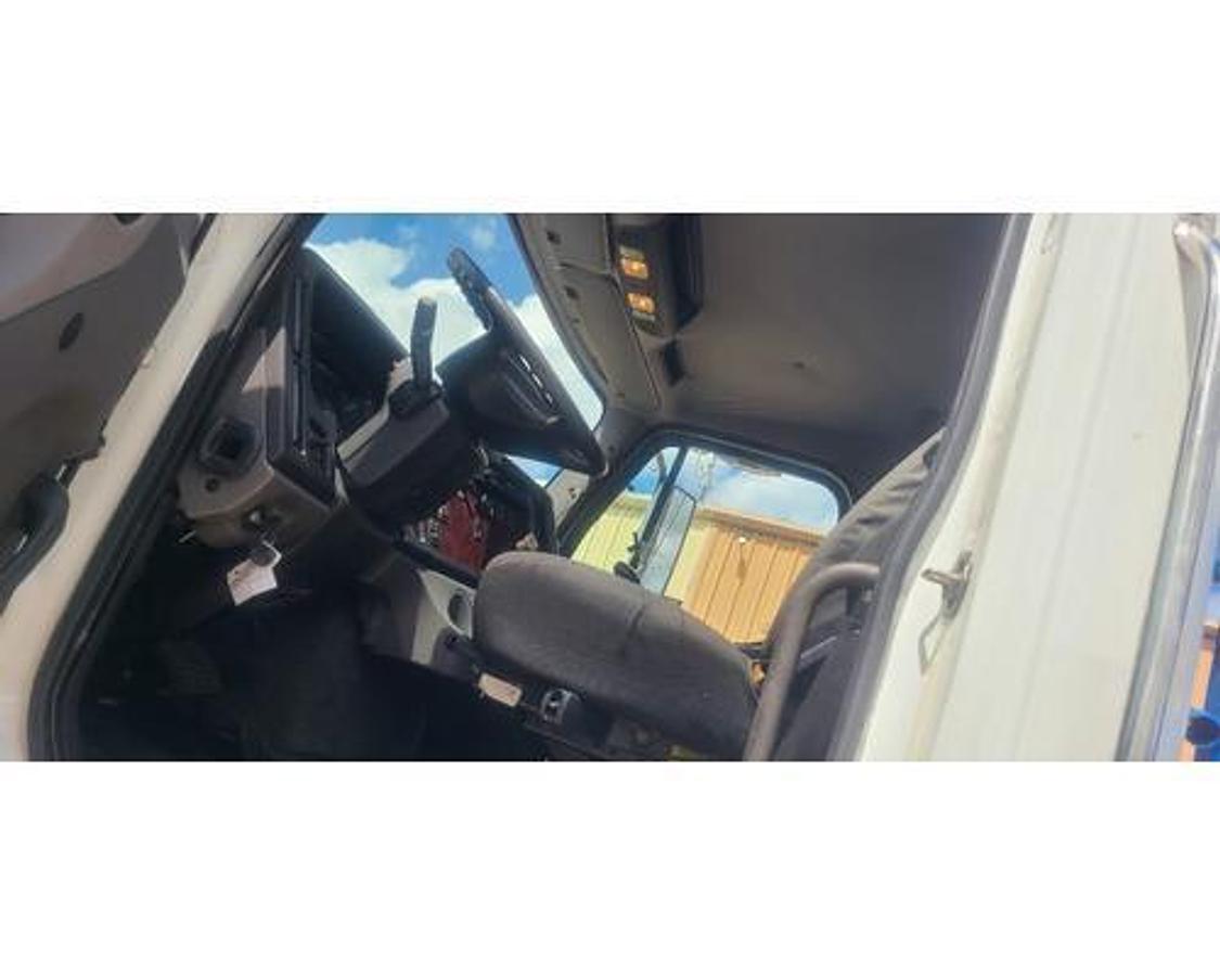 Used 2012 Freightliner 114SD