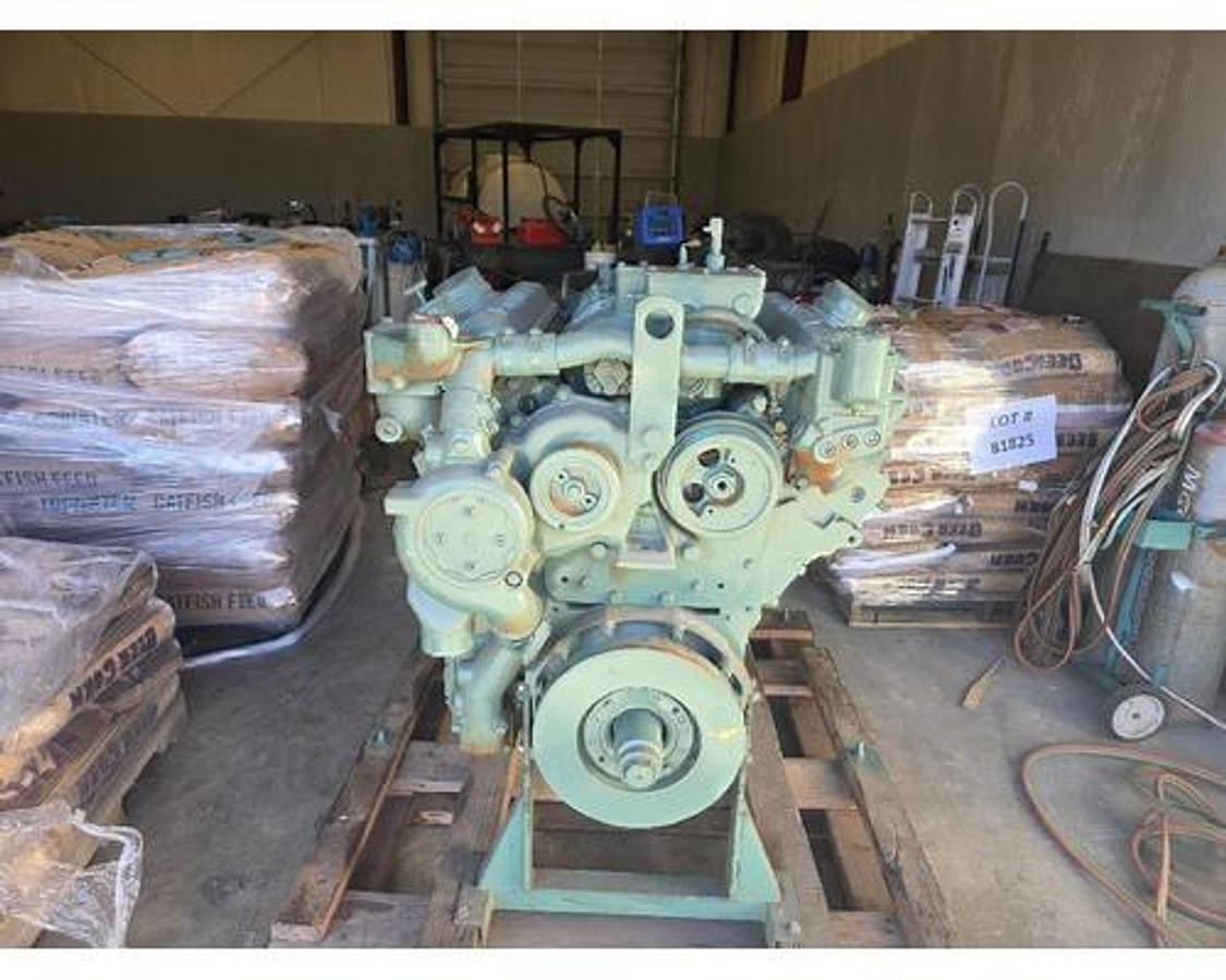 Used REMAN DETROIT DIESEL 8V92N 350HP SN# 08FF004781  MOD# 8083-7000  EXC.