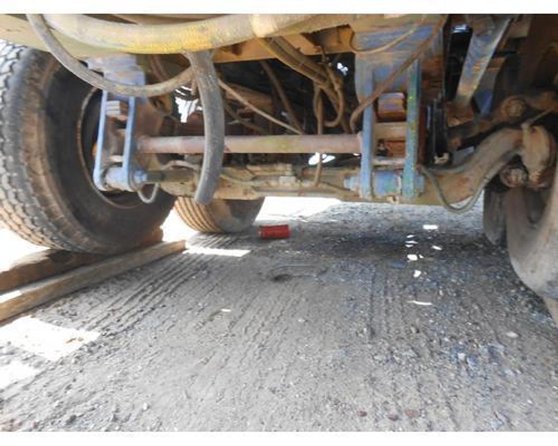 Used CRANE CARRIER RIG