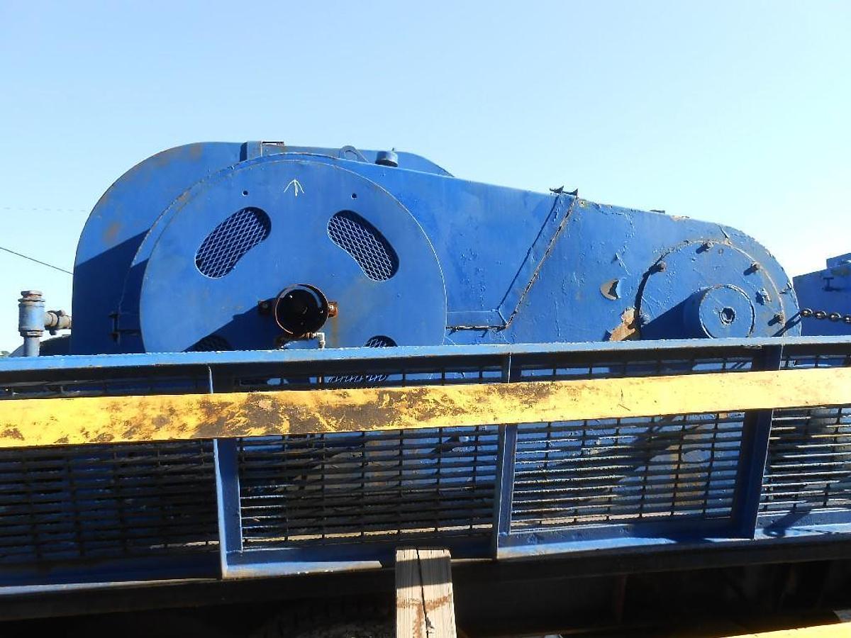 Used CRANE CARRIER RIG