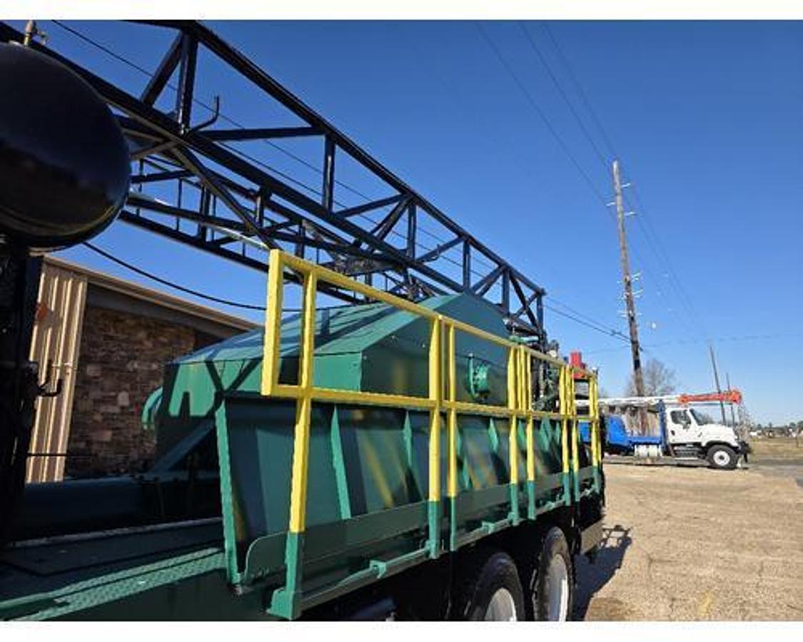 Used 2007 Mack CV713