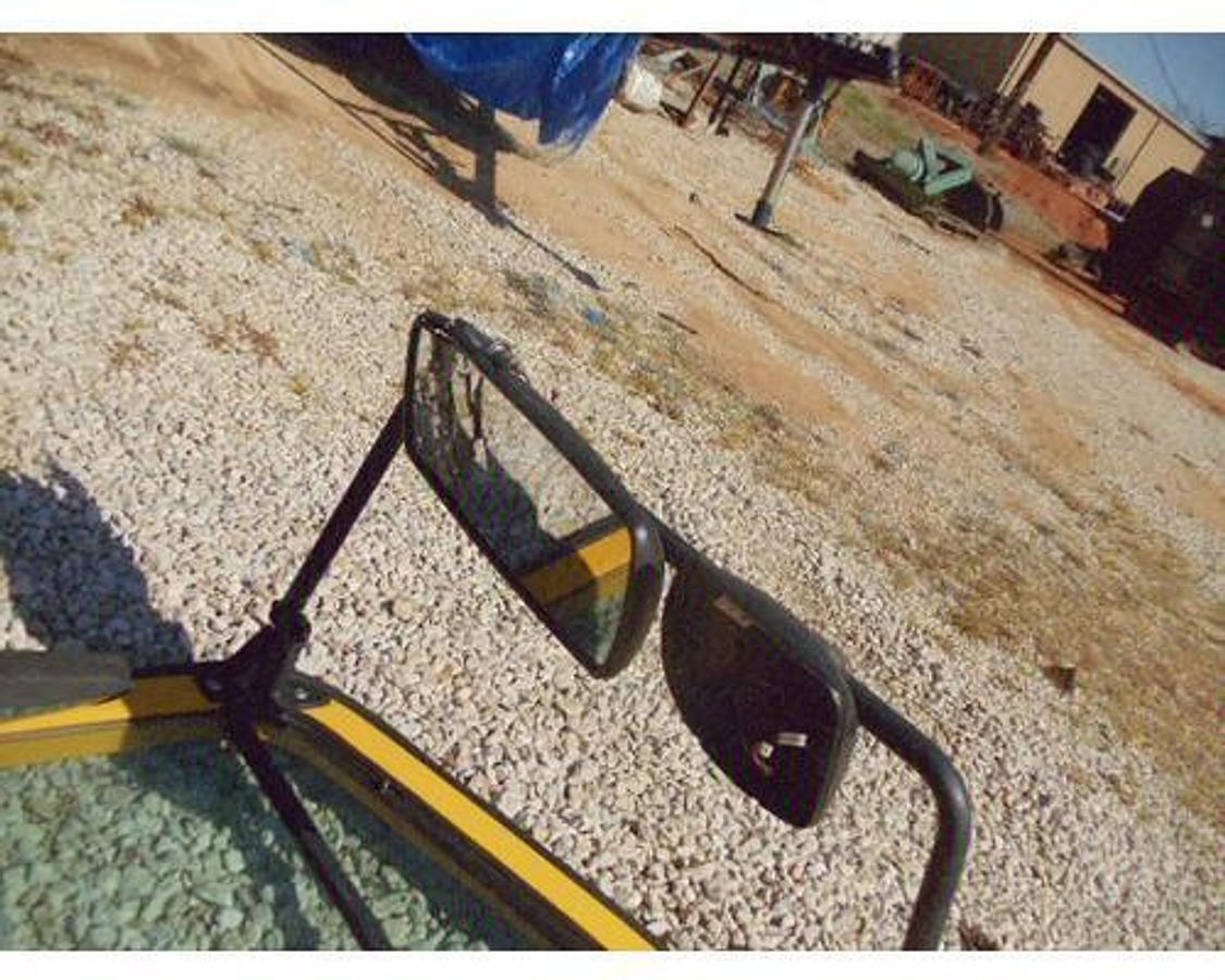 Used 2005 FREIGHTLINER COLUMBIA R/S DOOR,