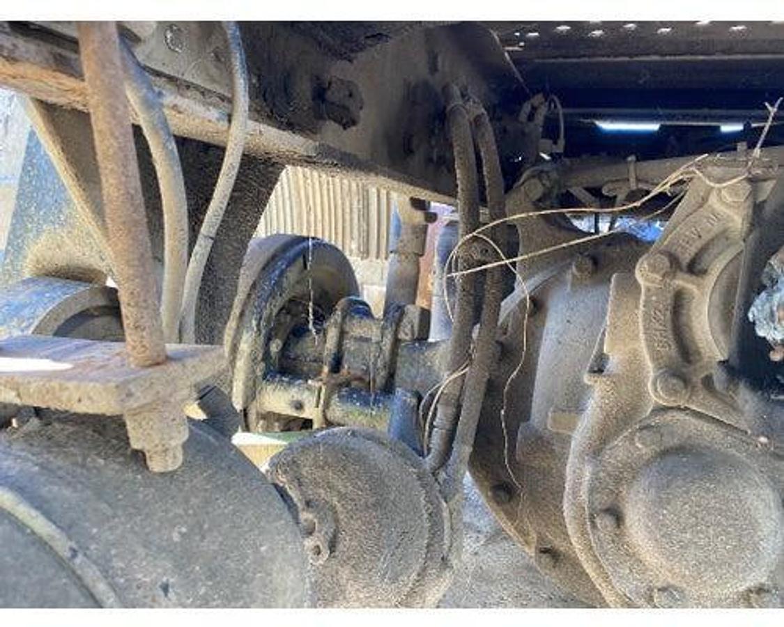 Used 2013 Freightliner CORONADO 122 SD