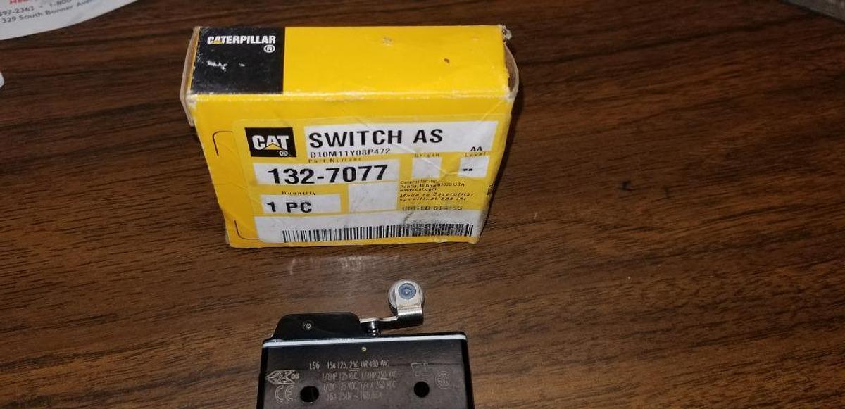 New surplus NEW SURPLUS CAT LIMIT SWITCH 132-7077