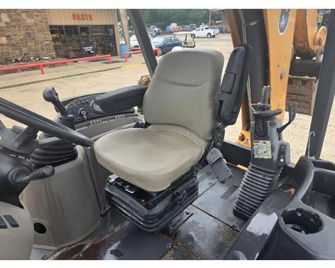 Used 2013 CASE 580N