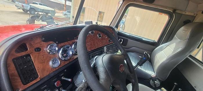 Used 2006 Peterbilt 357