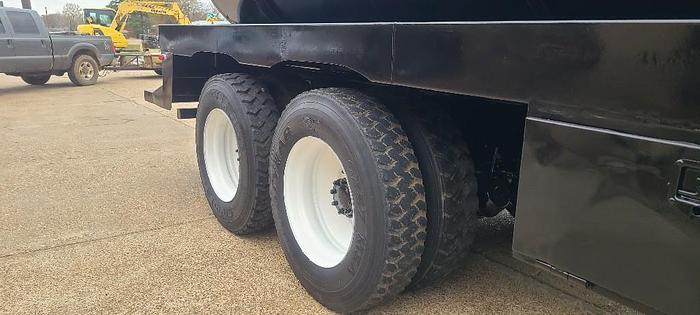 Used 2002 Mack CH 613