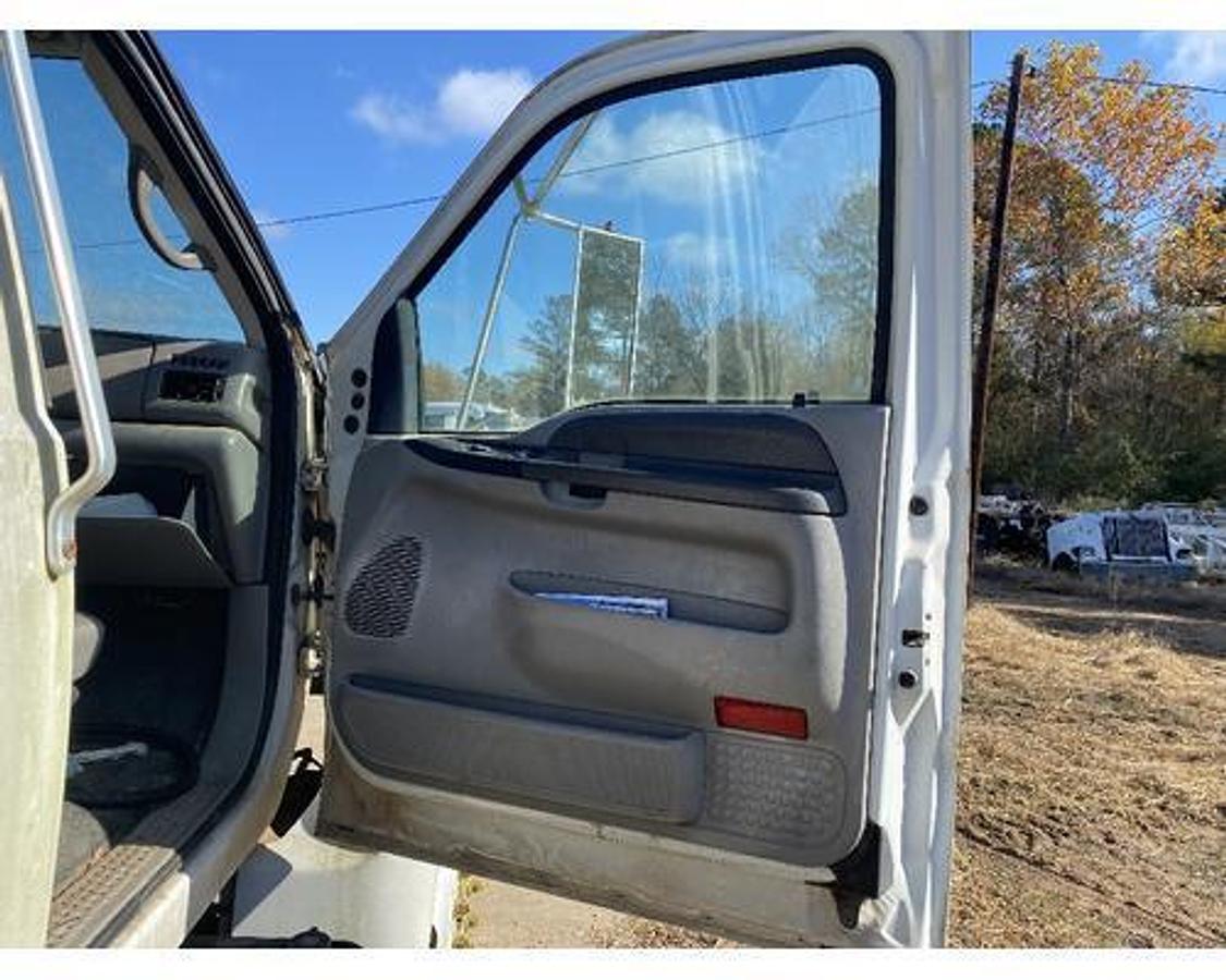Used 2001 Ford F750