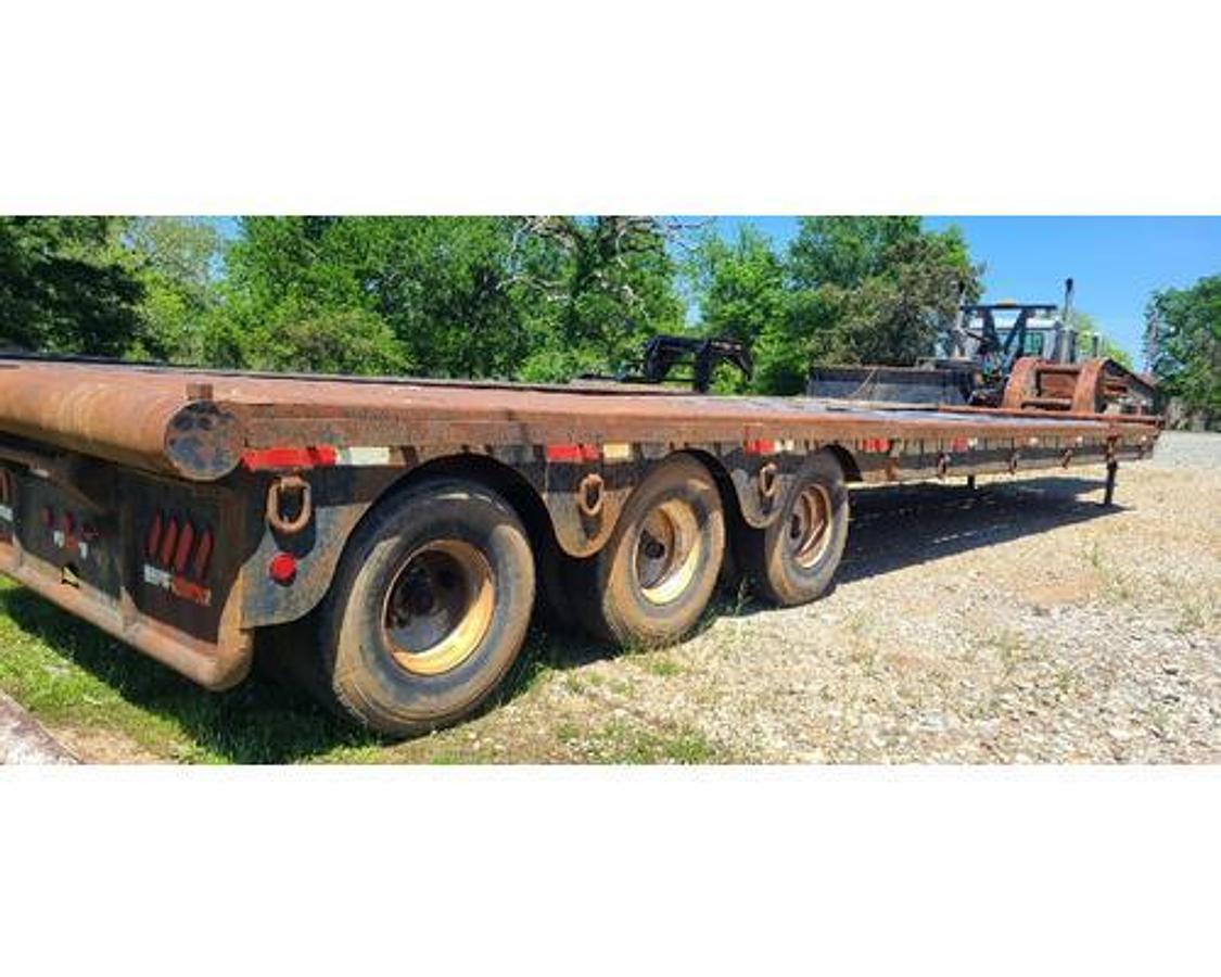 Used 1981 METAL FABRICATING COMPANY TRAILER