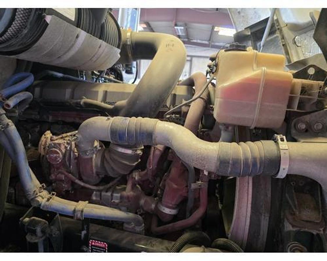 Used 2015 Mack CXN613