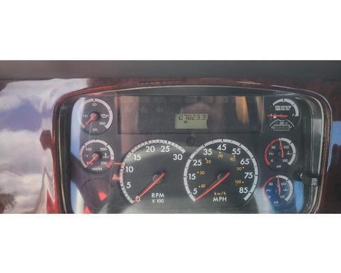 Used 2012 Freightliner 114SD