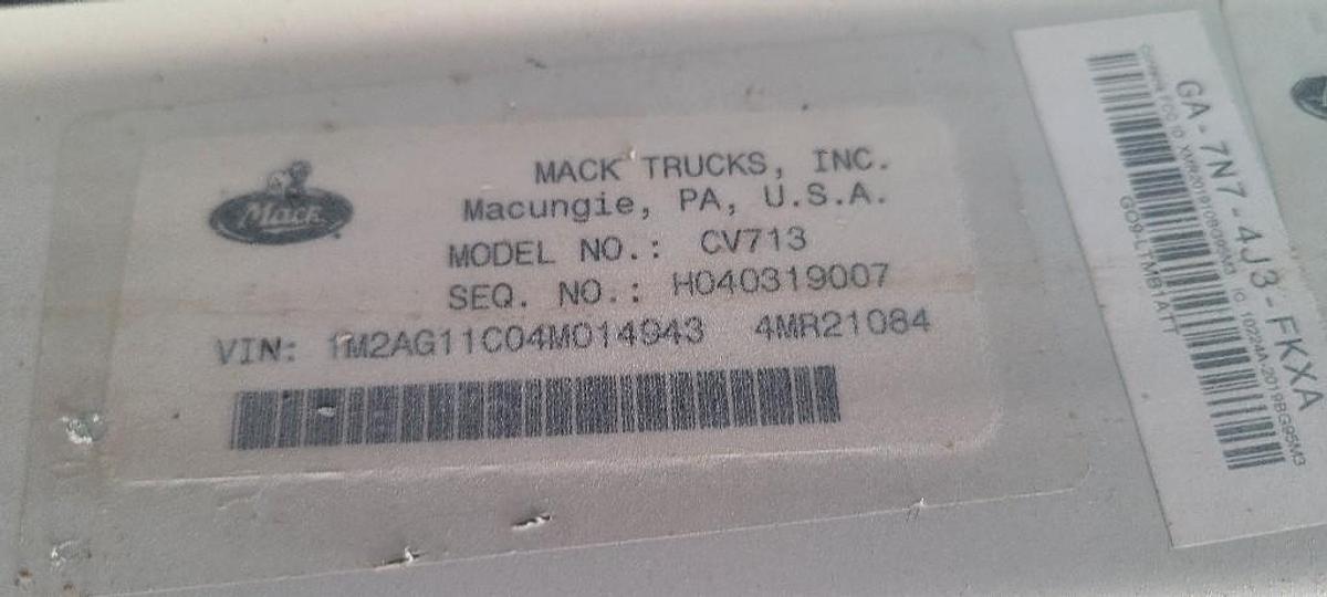 Used 2004 Mack CV713 GRANITE