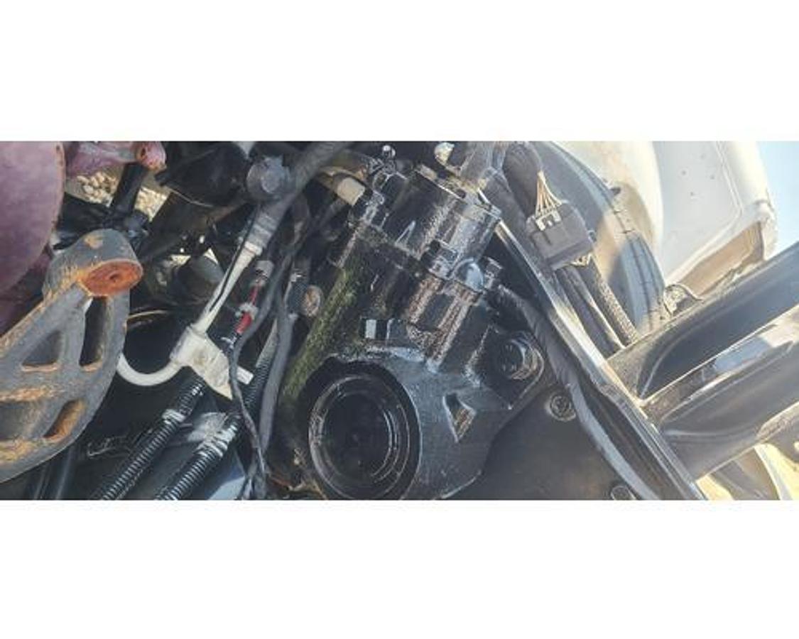 Used 2016 Mack CHU613
