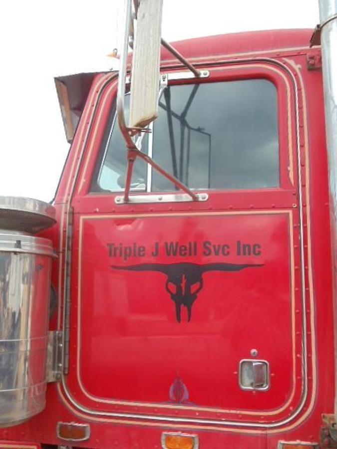 Used 1988 Peterbilt 379