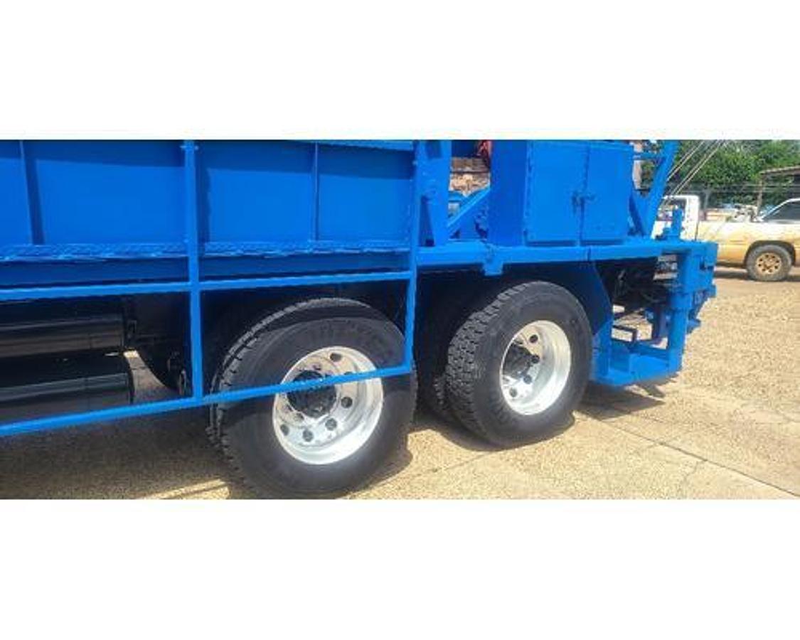 Used 2012 Freightliner 114SD