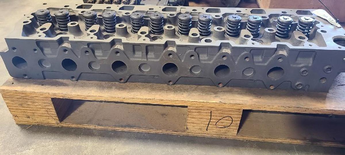 Used INTERNATIONAL DT 466E