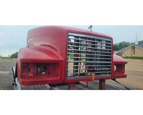 Used Mack CHN613