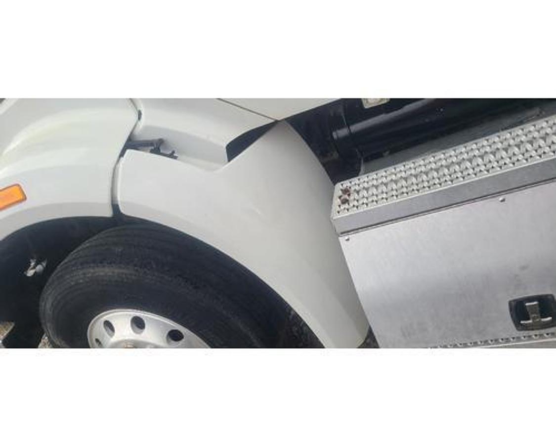 Used 2014 Peterbilt 567