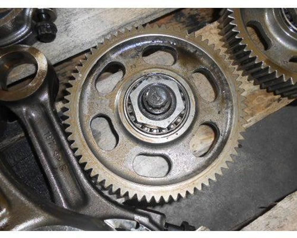 Used INTERNATIONAL DT466E