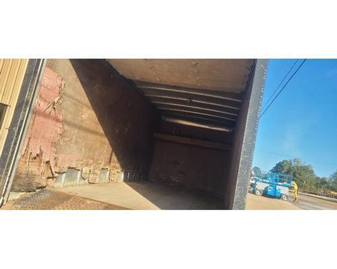 Used 2015 Isuzu NPR HD