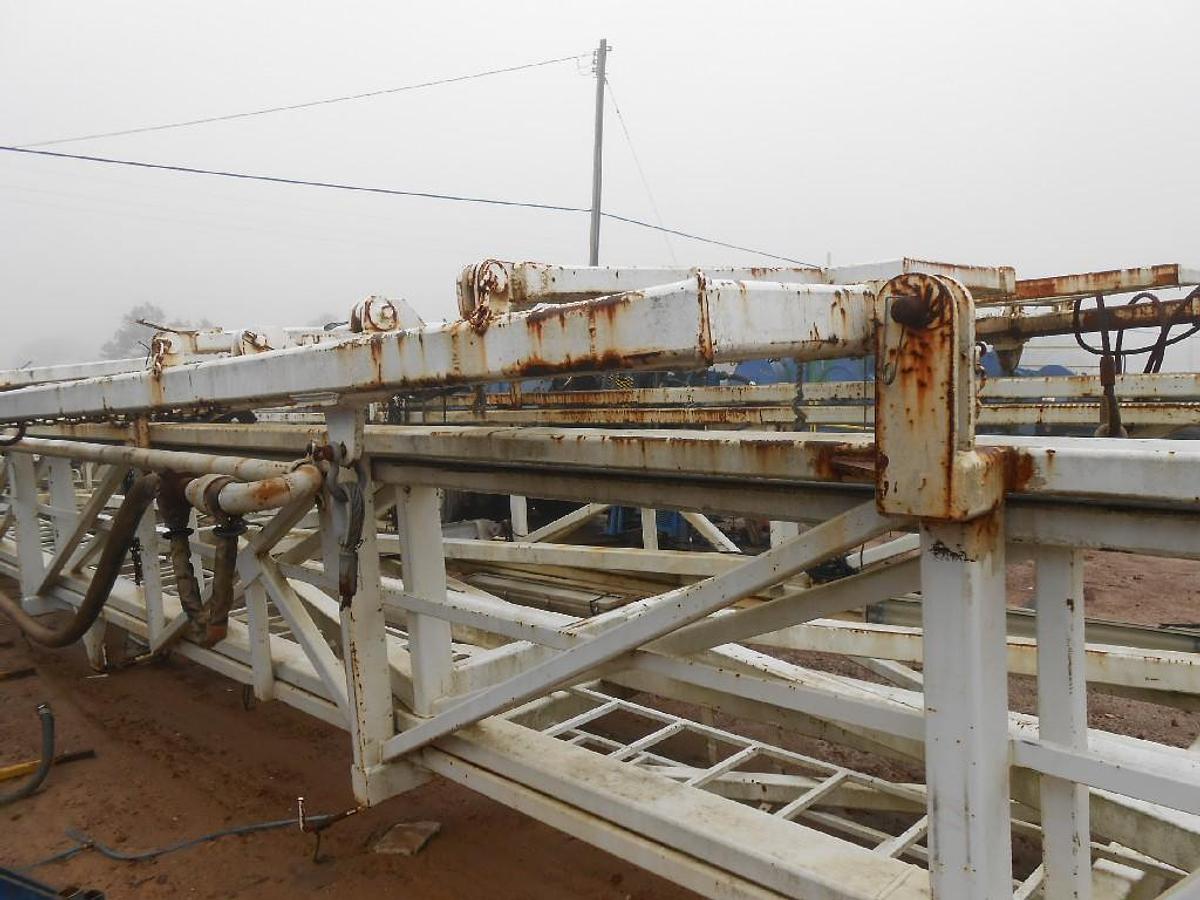 Used CRANE CARRIER RIG