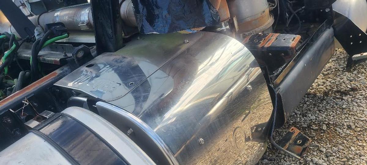 Used 2013 Mack MACK MP8