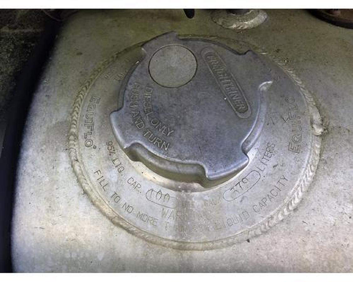 Used 2004 Freightliner COLUMBIA 120