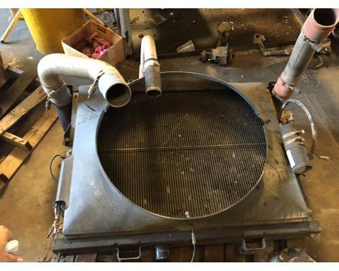 Used 1998 Mack CH613