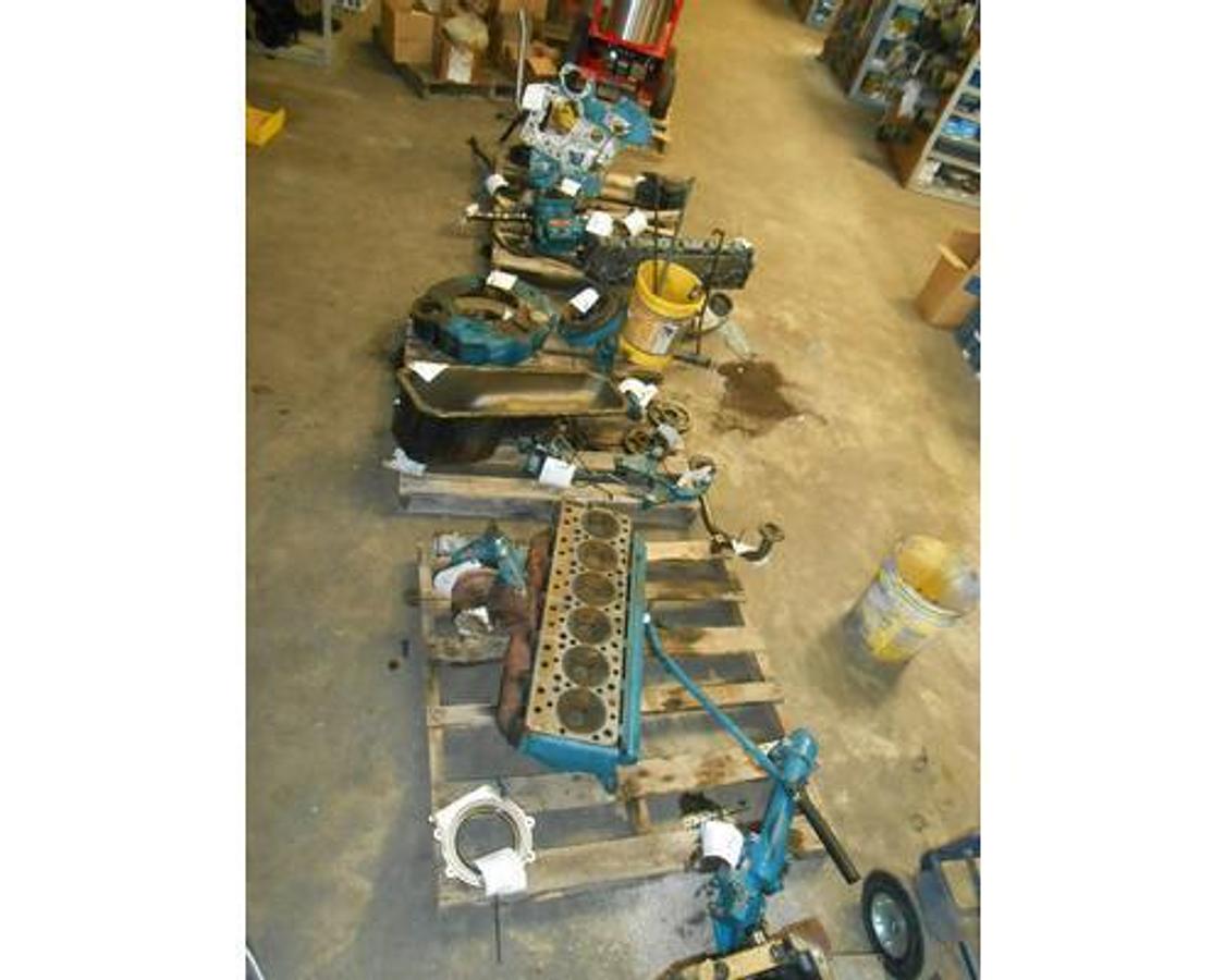 Used INTERNATIONAL DT 466E